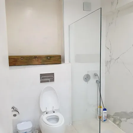 Moderno Y Luminoso Apartamento Sevilha